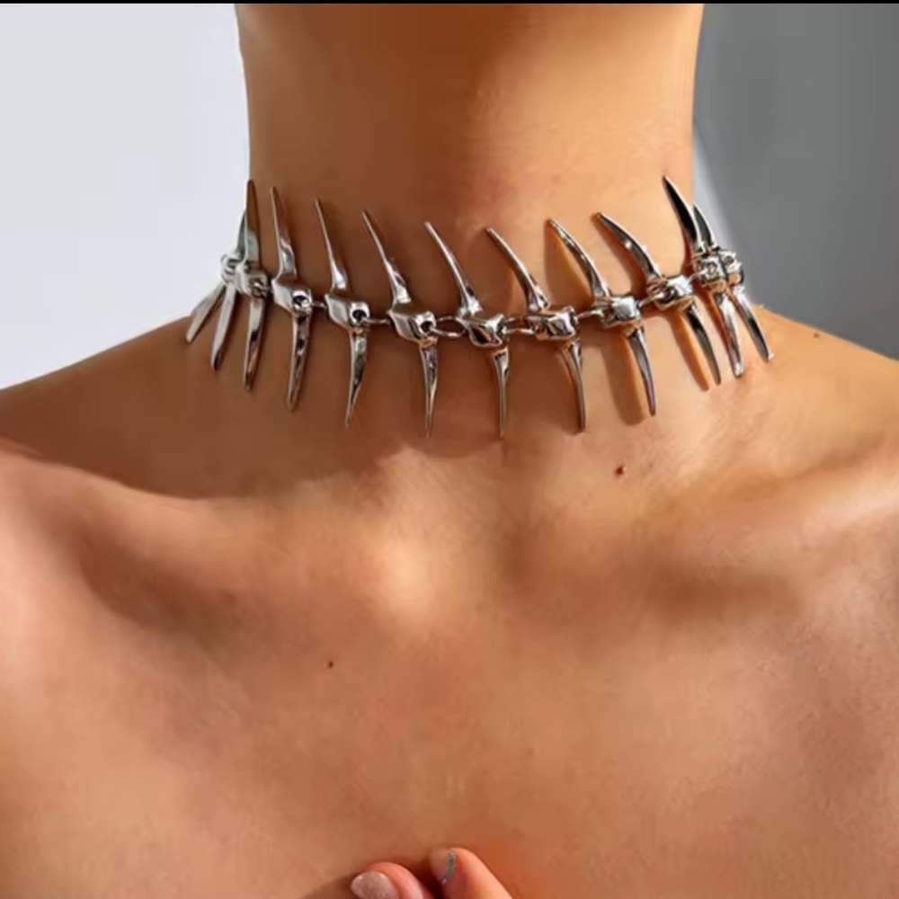 Modern Silver Spike Necklace - Picture 3 of 6